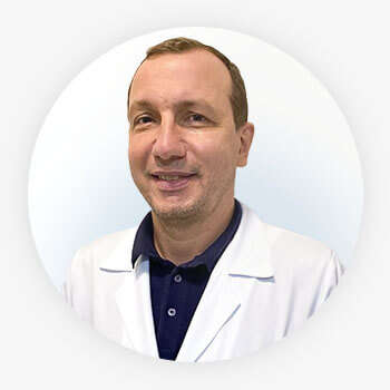 Dr. Mauro Olivio Martinelli - Ortopedista Especialista em Joelho e Medicina Esportiva